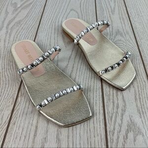 Stuart Weitzman Aleena Shine Pearl & Gem Embellished Flat Sandals 9 Platino $450